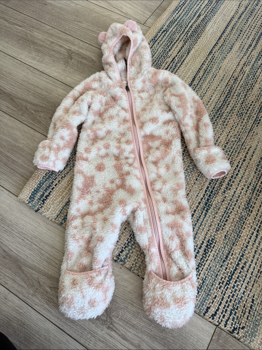 The North Face Baby Bear One-Piece Gardenia white fade floral print 6-12 months